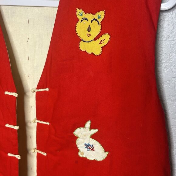 Handmade China Quilted Red Vest Cat Rabbit Spider Frog Patchwork Pockets Fastens - Picture 7 of 16